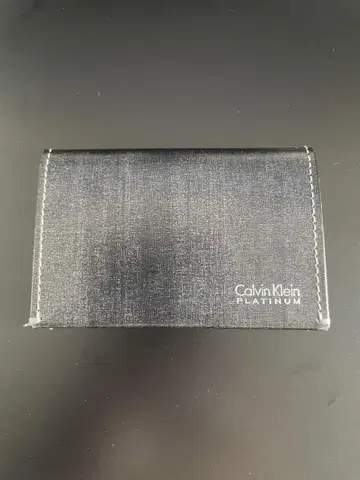 캘빈클라인 Platinum 코인 케이스