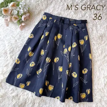 새상품급 M'S GRACY 튤립 리본 플레어 스커트 네이비 36