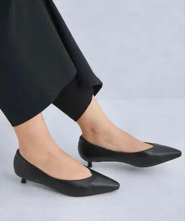 그린 라벨 릴랙싱 신발 3cm 힐 포인트 펌프스 23.5cm