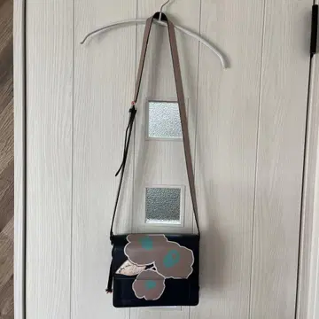 Radley London 꽃무늬 숄더백 네이비