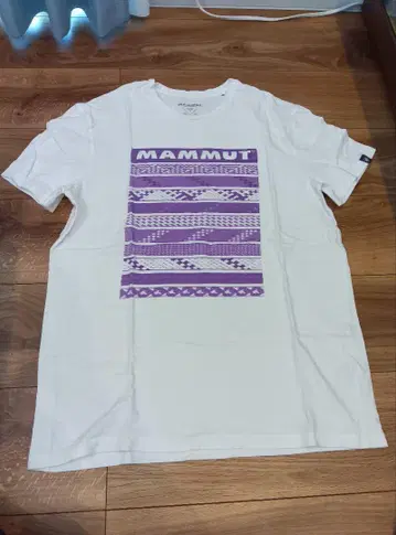 MAMMUT 화이트 티셔츠 M 사이즈