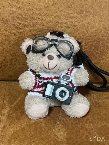 카메라가 달린 곰 봉제 인형 스트랩