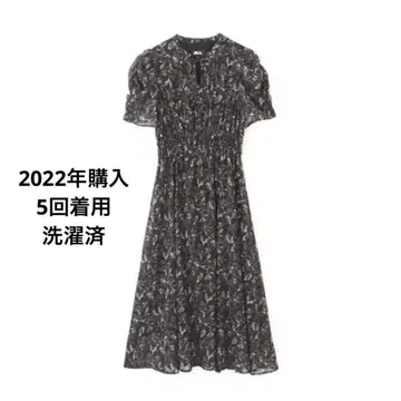 JILLbyJILLSTUART 셔링 라인 플라워 프린트 원피스
