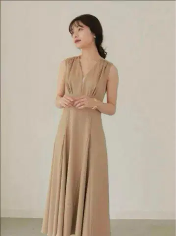 L'Or 로르 오픈 넥 드레스 카지마리 로브 블랑
