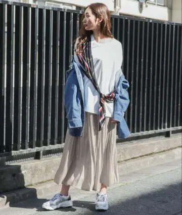 JEANASIS 지나시스 스커트 플리츠 샤이니 베이지