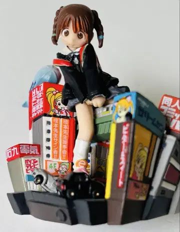 OTAKU 전 베네치아 비엔날레 카탈로그 부록 피규어