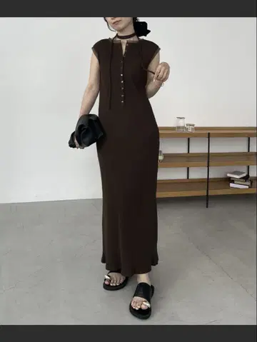 카프리슈레마쥬 초커 SET 튤 트림 원피스