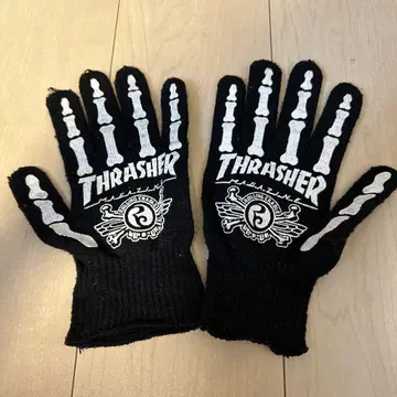 THRASHER 로리클 장갑 세트