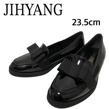 JIHYANG 지향 리본 로퍼 에나멜 블랙
