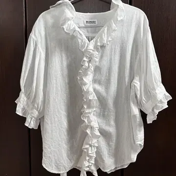 빔즈 보이 코튼 린넨 프릴 개더 블라우스 화이트