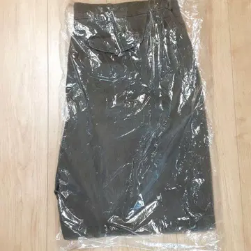 GIORGIO ARMANI 올리브색 코튼 치노 팬츠 약 100cm