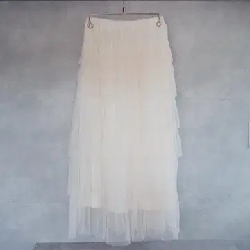 티어드 프릴 화이트 롱 스커트 튤 레이스