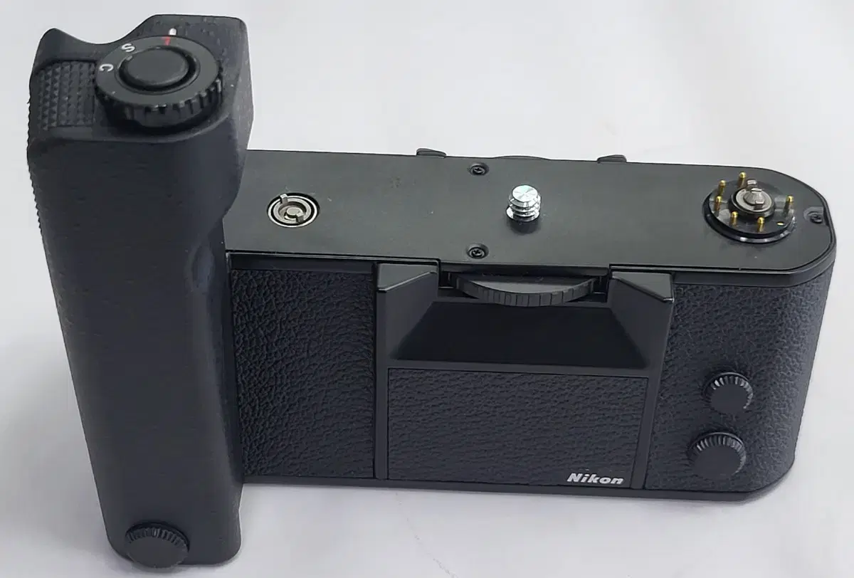 Nikon MD-4 / Nikon F3 Motor Drive / Grade A