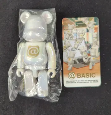 MEDICOMTOY 베어브릭 시리즈 42 BASIC @