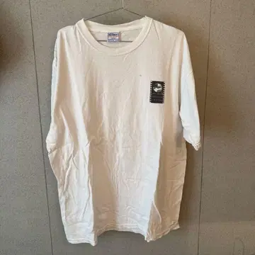 구제 의류 티셔츠