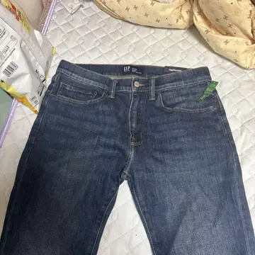GAP 다크 블루 스트레이트 청바지