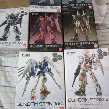 GUNDAM STANDart