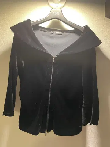 FOXEY NEW YORK 블랙 여배우 옷깃 벨로아 자켓