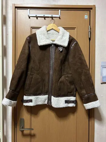 브라운 무스탕 코트 여성용