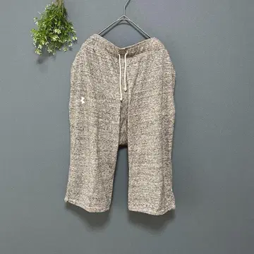 언더아머 [2XL] 새상품급 얇은 소재 맨투맨 하프 팬츠 원 포인트