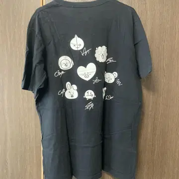 유니클로 BTS 티셔츠 XL