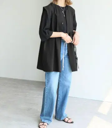 새상품 택 포함 reca 페플럼 개더 베스트 L~LL 네이비