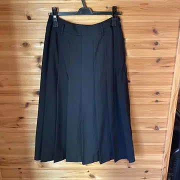 블랙 플리츠 롱 스커트