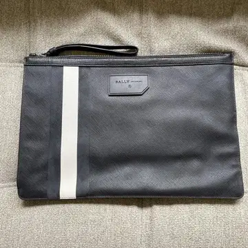 BALLY 스트라이프 디자인 클러치백