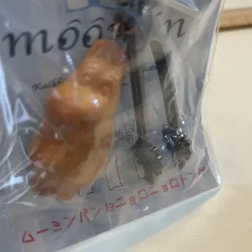 무민 카페 한정판  뇨로뇨로 통 스트랩