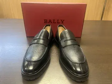 BALLY 블랙 가죽 로퍼