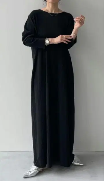 *wee9s* 데일리 데일리 슈퍼 스트레치 크루넥 플리츠 원피스