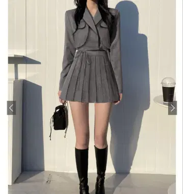 자켓이 포함된 스커트 셋업 GRL
