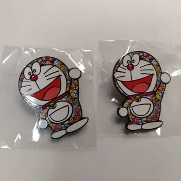 도라에몽 핀 배지 2개 세트
