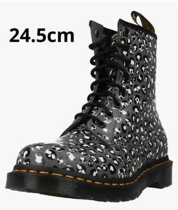 Dr.Martens 레오파드 무늬 부츠