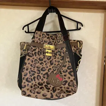 산리오 헬로키티 레오파드 무늬 토트백