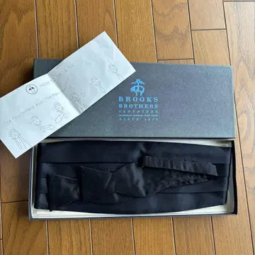 BROOKS BROTHERS 블랙 카마 밴드 / 보타이