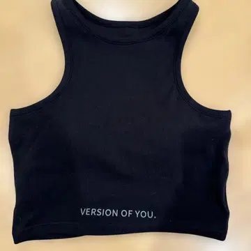 VERSION OF YOU. 블랙 탱크탑 M