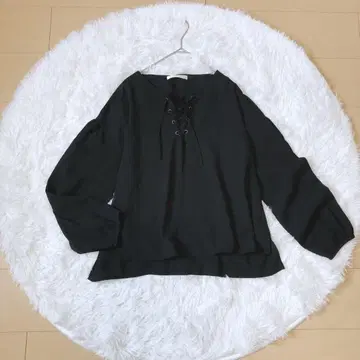 레트로걸 새상품급 레이스업 상의 티셔츠 블랙 넉넉한핏 인기 완판 레어