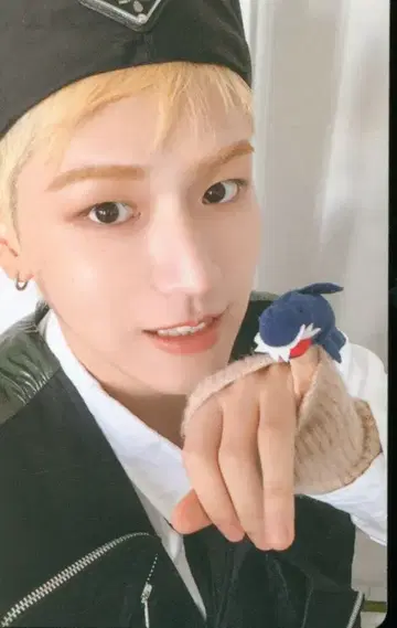 BOYNEXTDOOR HOW? RIWOO 트레이딩 카드
