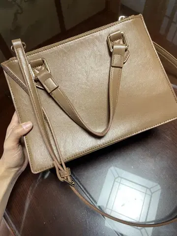 moussy 베이지 합성 피혁 숄더백