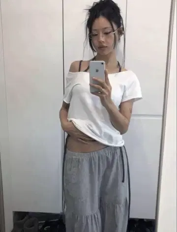 coyseio 원숄더 티셔츠