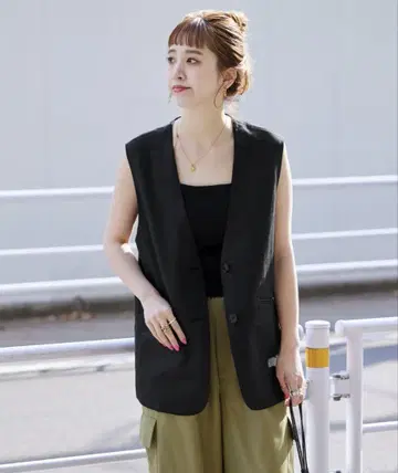 B.C STOCK 프렌치 린넨 베스트