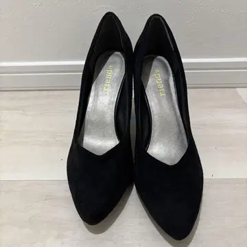 rienda 블랙 스웨이드 하이힐