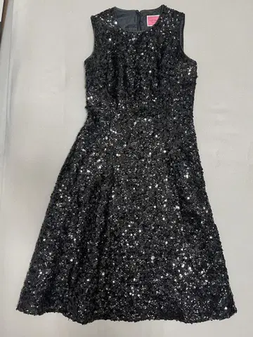 kate spade 스팽글 장식 블랙 슬리브리스 드레스
