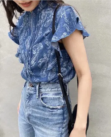 moussy: JACQUARD RUFFLE 상의