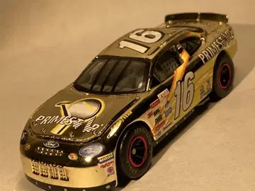 NASCAR #16