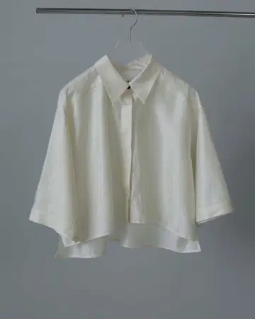Anuke Halfsleeve Box Shirts 아이보리