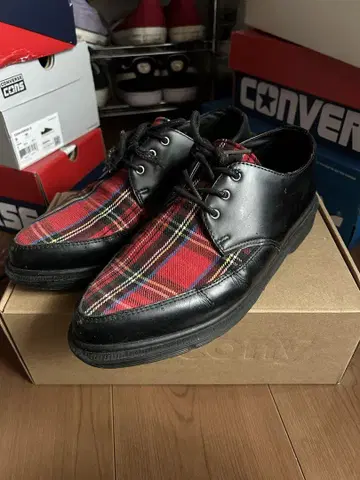 dr.martens 타탄 체크