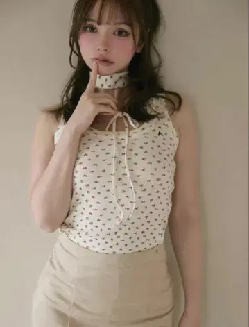 andmary 앤드마리 Flower ribbon tops