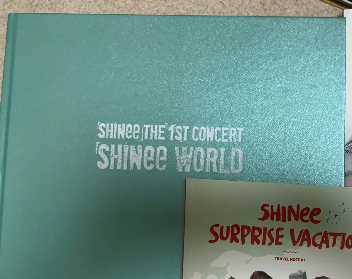 Shinee Tteokgukcon Photobook Shinee World 1 Concert Photo Collection Onew Jonghyun Key Minho Taemin